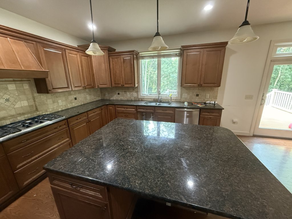 Kitchen before remodel in Monclova OH