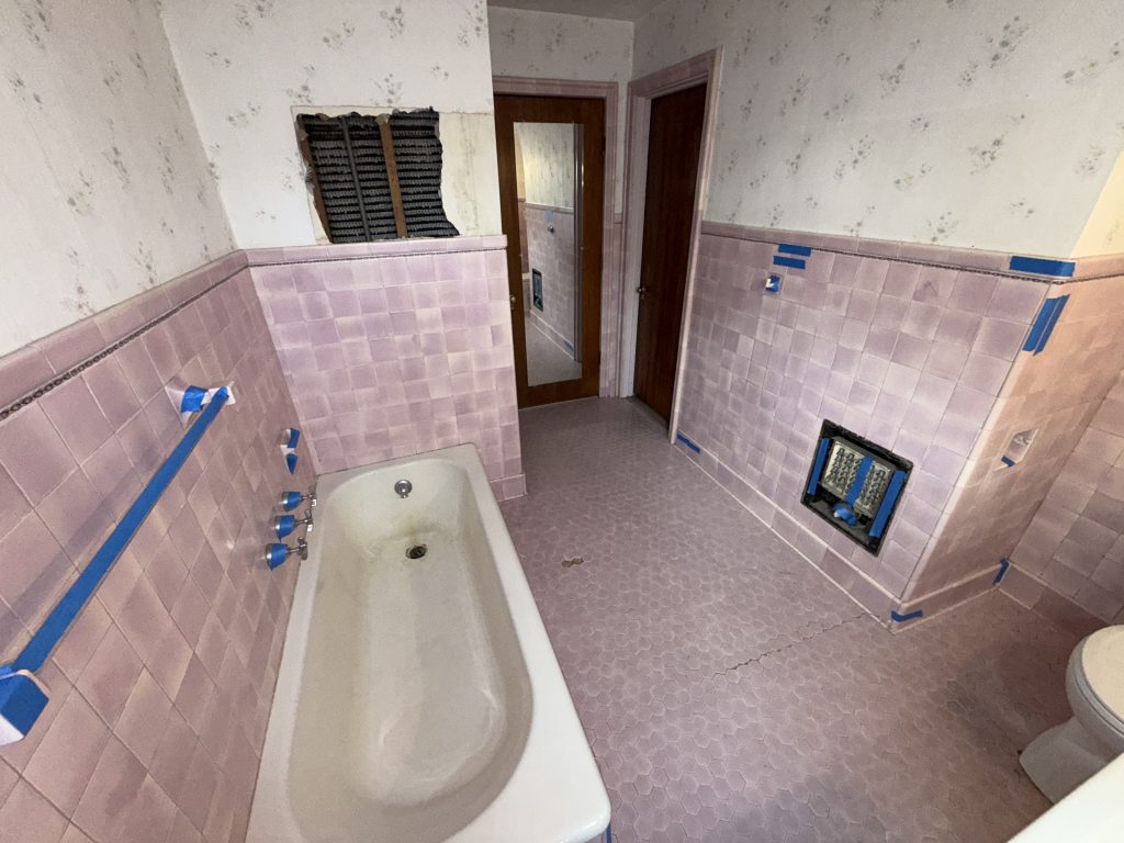 bathroom before in northwest ohio